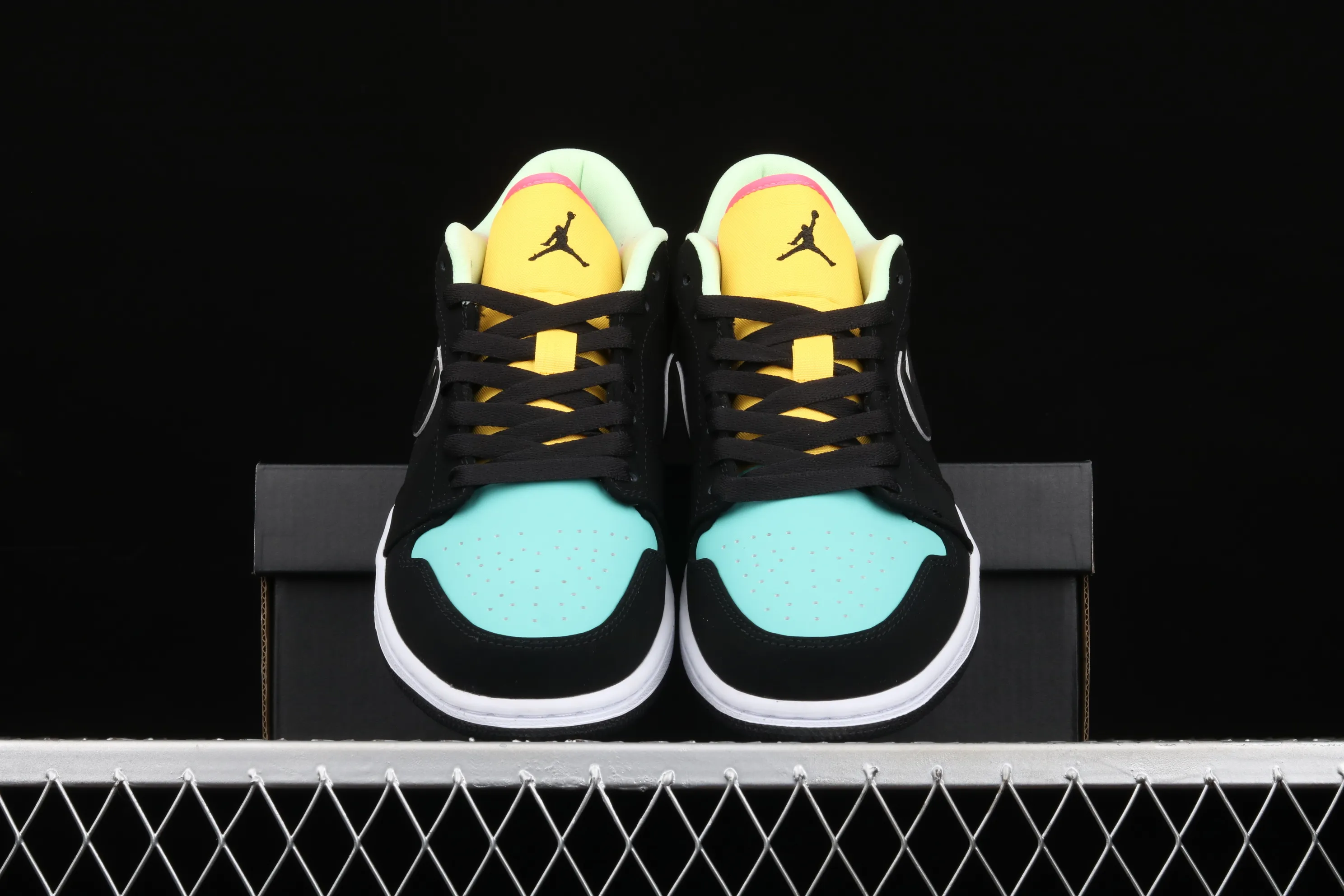 All categories Air Jordan Jordan series basketball shoes Air Jordan 1 Low G version pure original Air Jordan 1 Low AJ1 Joe 1 black blue yellow little Tiffany CK3022-013
